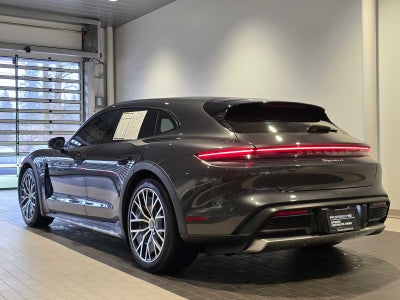 2022 Porsche Taycan 4