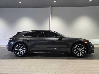 2022 Porsche Taycan 4