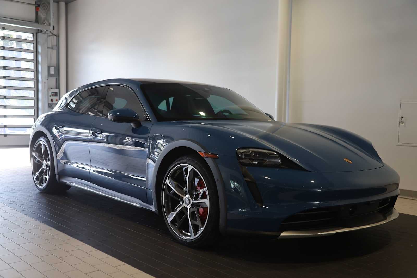 2024 Porsche Taycan Taycan 4S Cross Turismo