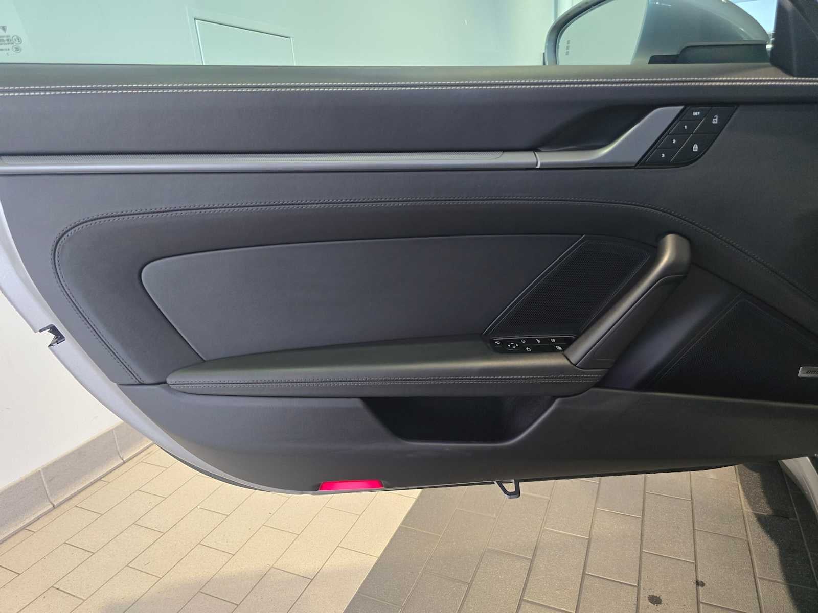 2022 Porsche 911 911 Carrera 4 Cabriolet
