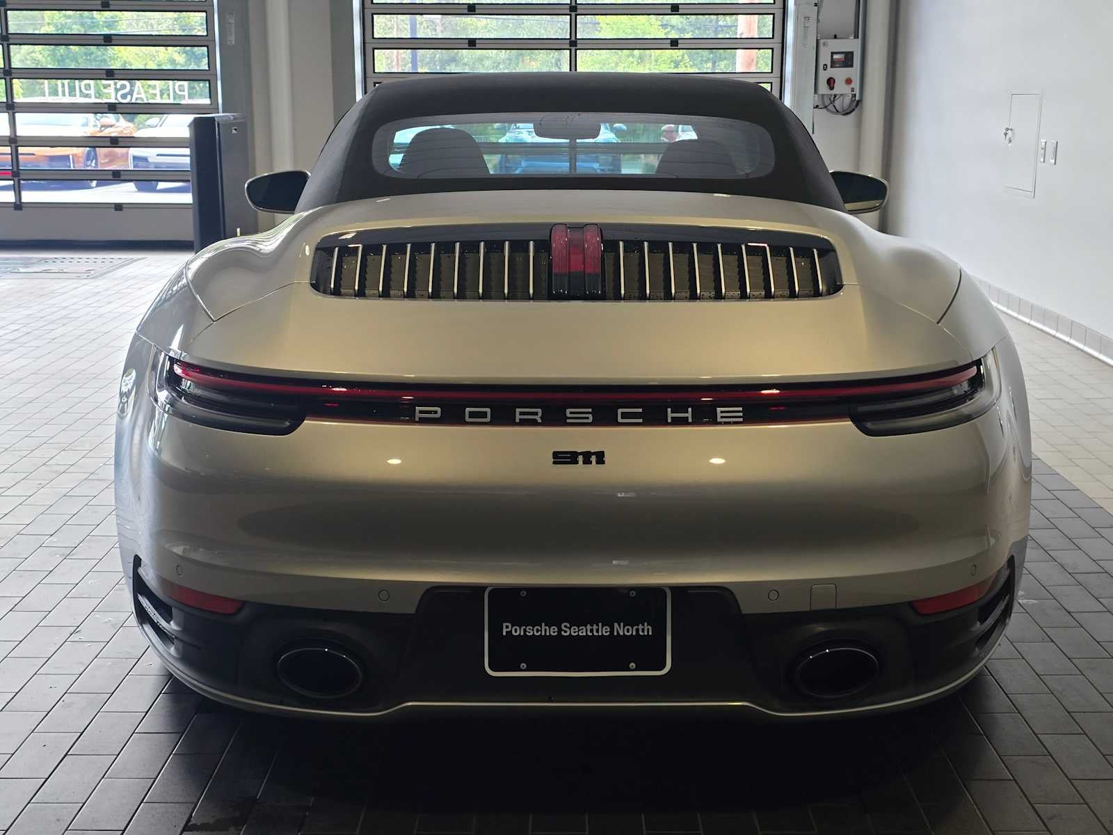 2022 Porsche 911 911 Carrera 4 Cabriolet