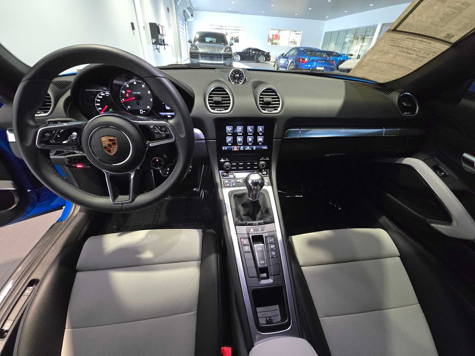2025 Porsche 718 Boxster S