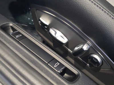 2025 Porsche 718 Boxster S