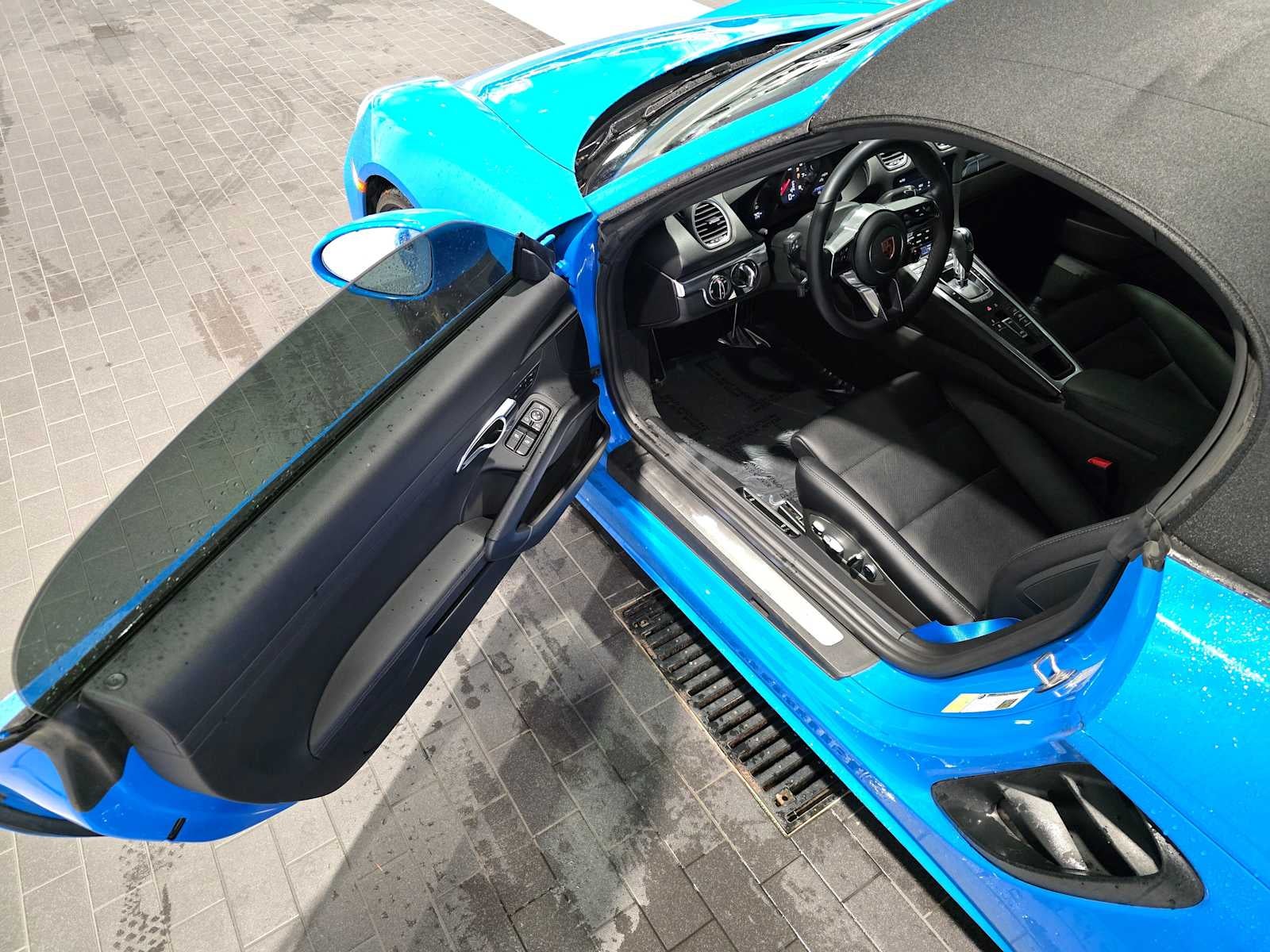 2024 Porsche 718 Boxster S
