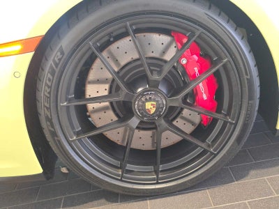 2026 Porsche 911 Carrera 4 GTS