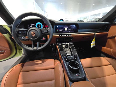 2026 Porsche 911 Carrera 4 GTS