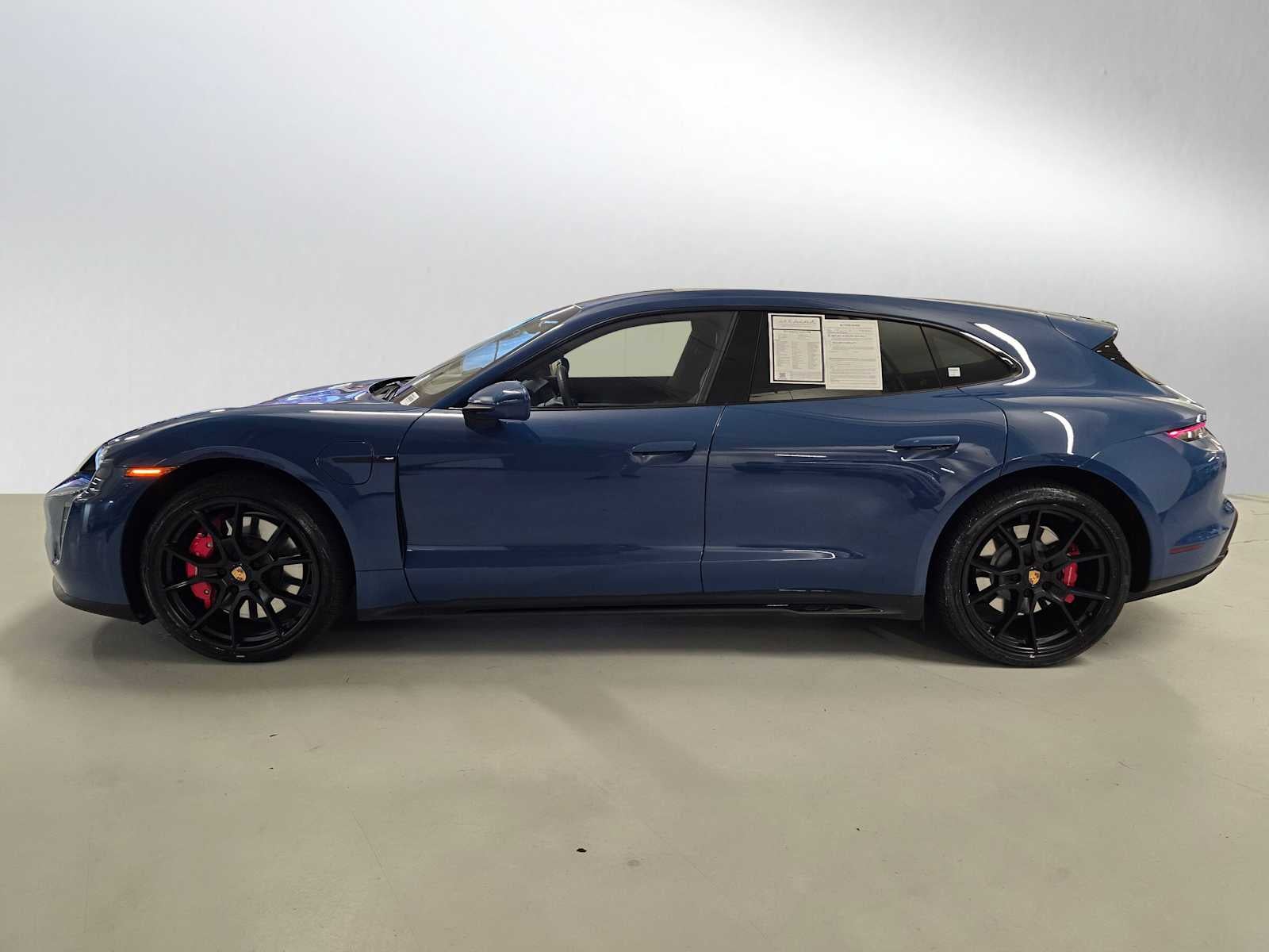 2024 Porsche Taycan GTS