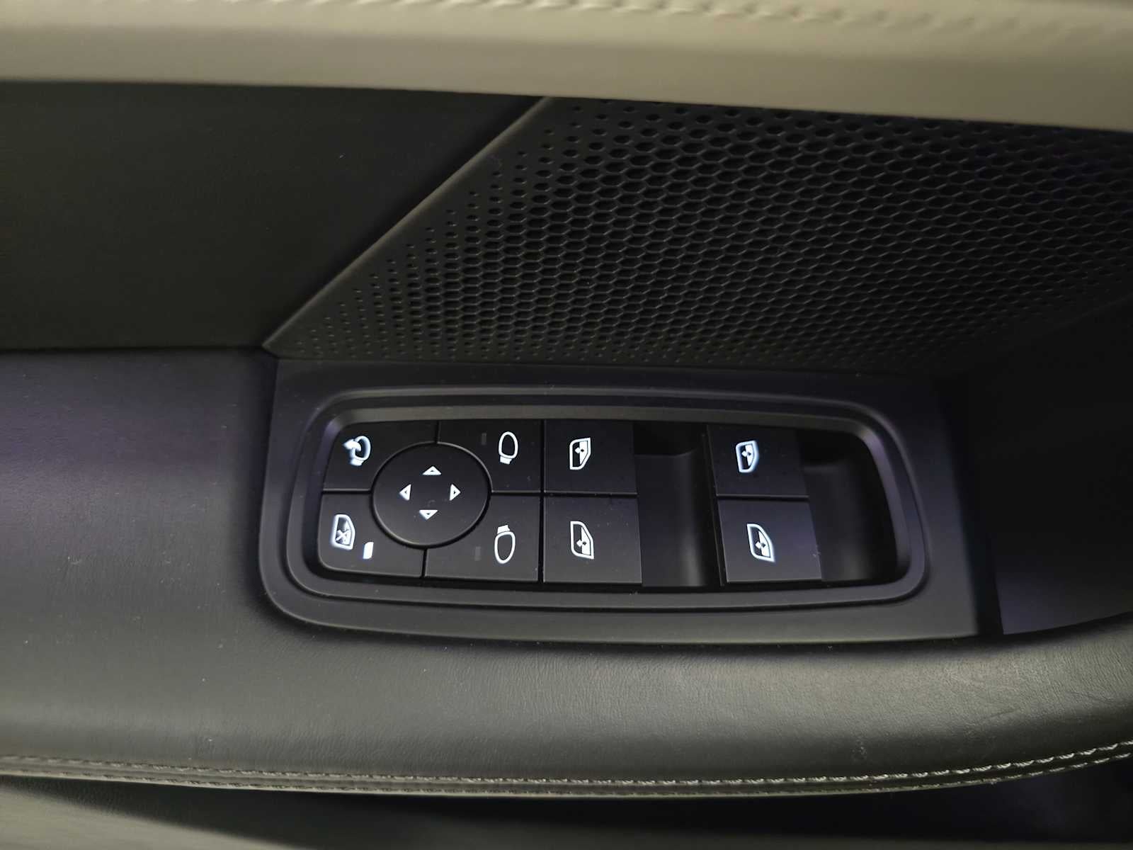 2024 Porsche Taycan GTS