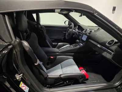 2025 Porsche 718 Spyder RS