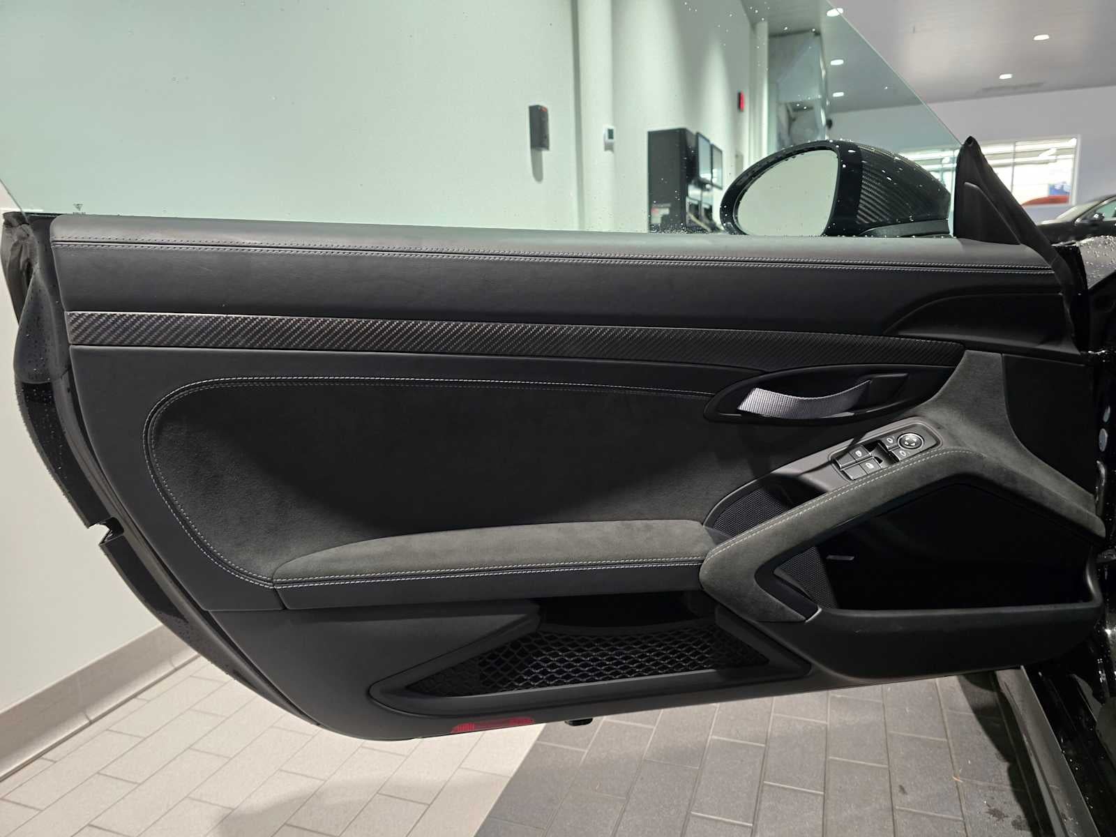 2025 Porsche 718 Spyder RS