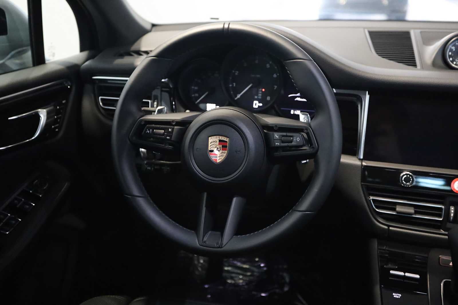 2025 Porsche Macan Macan