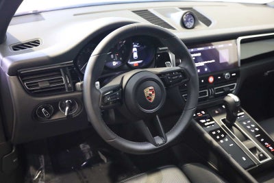 2025 Porsche Macan Macan