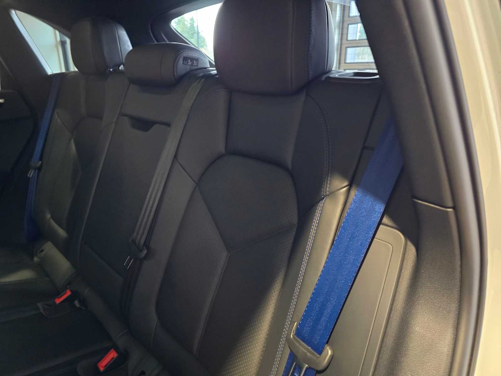 2023 Porsche Macan T