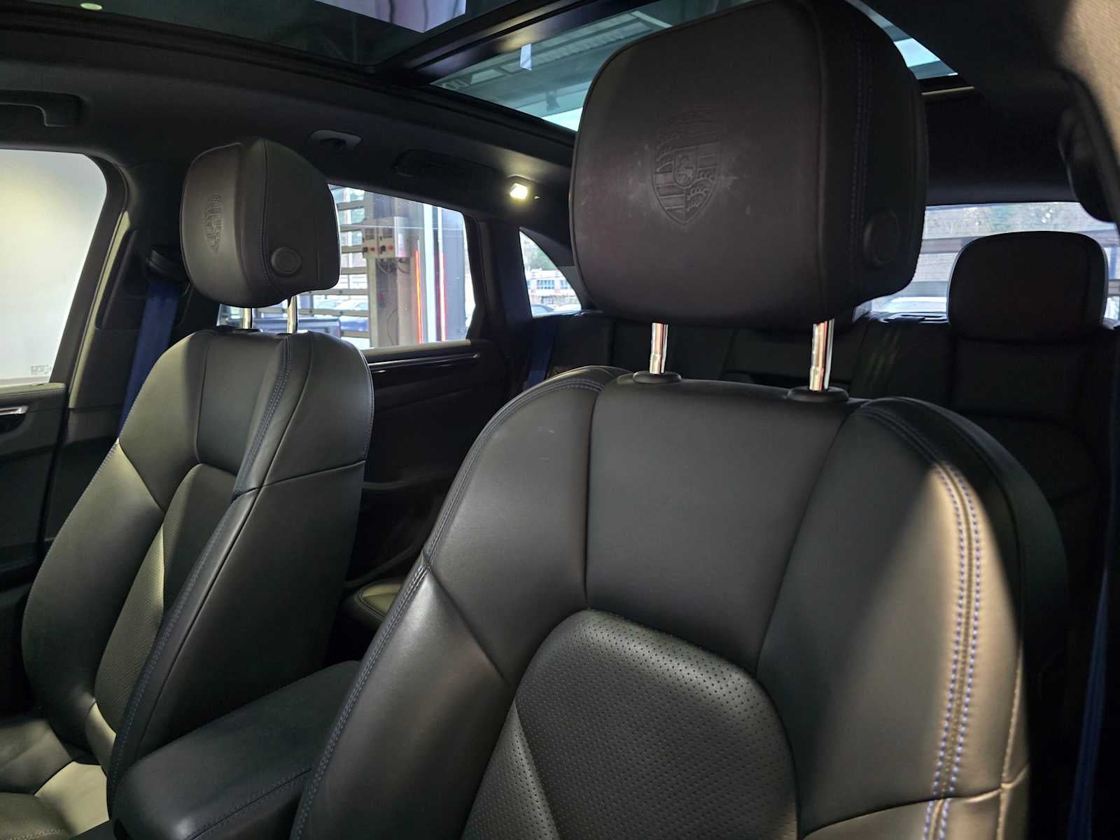 2023 Porsche Macan T