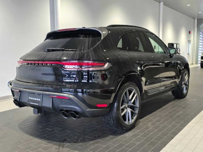 2025 Porsche Macan T