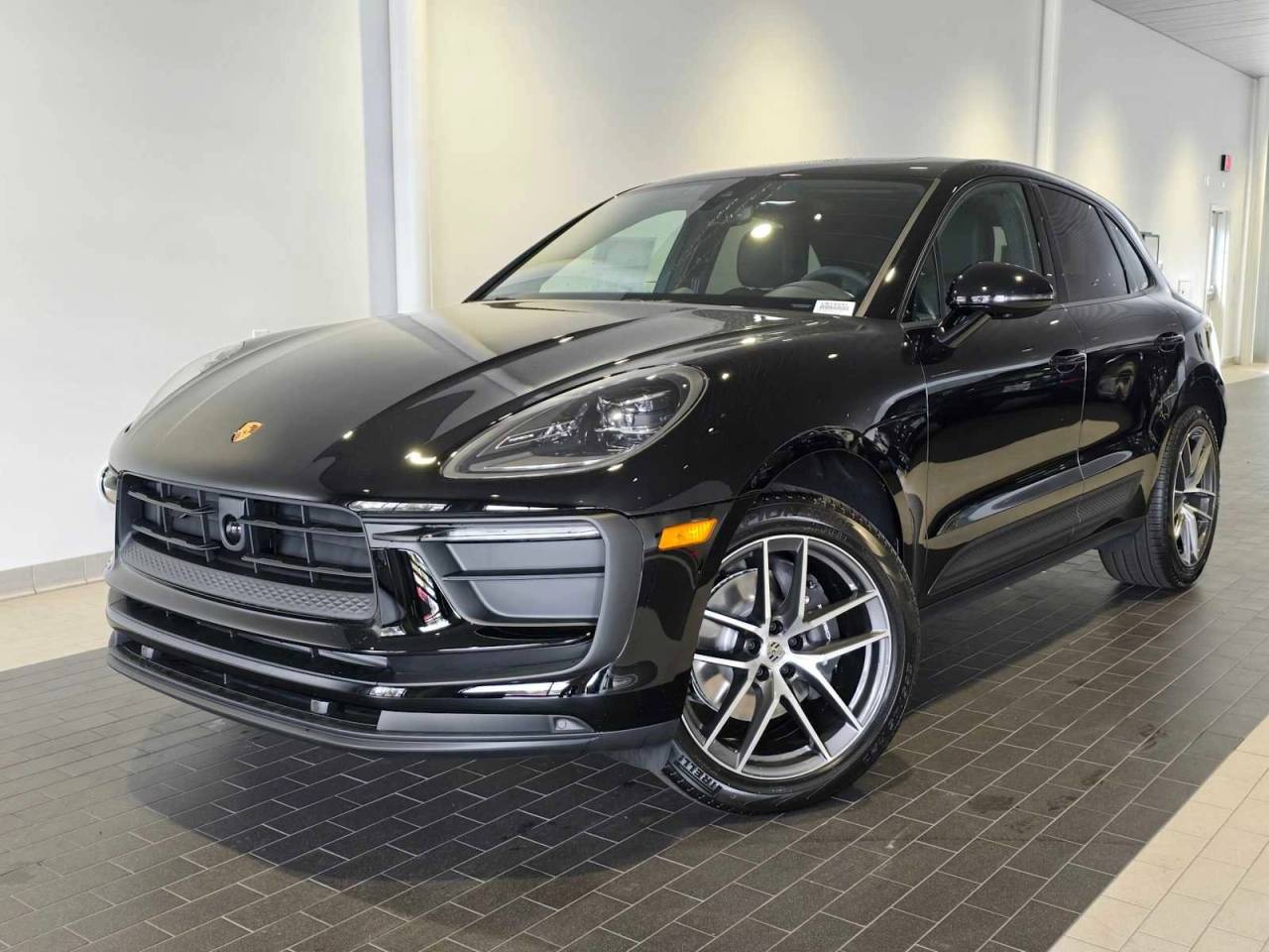 2025 Porsche Macan Macan