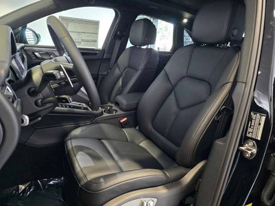 2025 Porsche Macan Macan