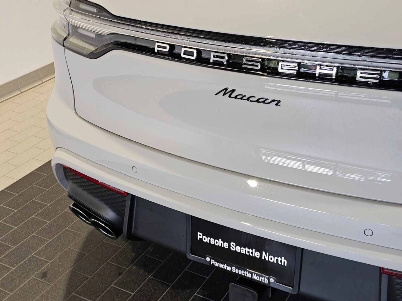 2025 Porsche Macan Macan
