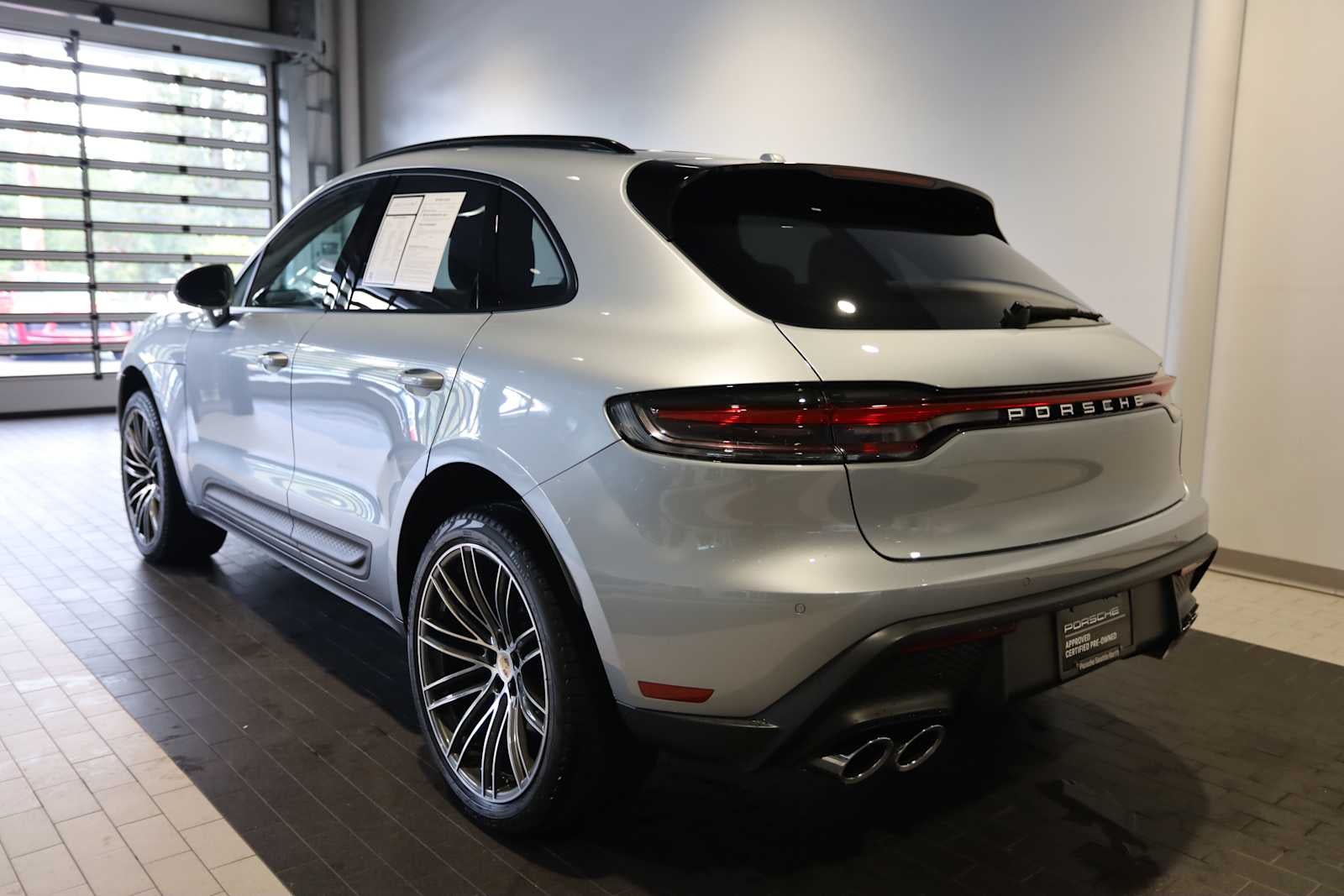 2026 Porsche Macan Macan
