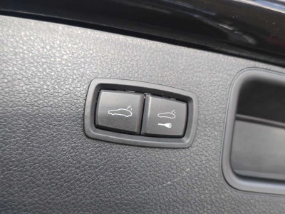 2021 Porsche Macan Macan