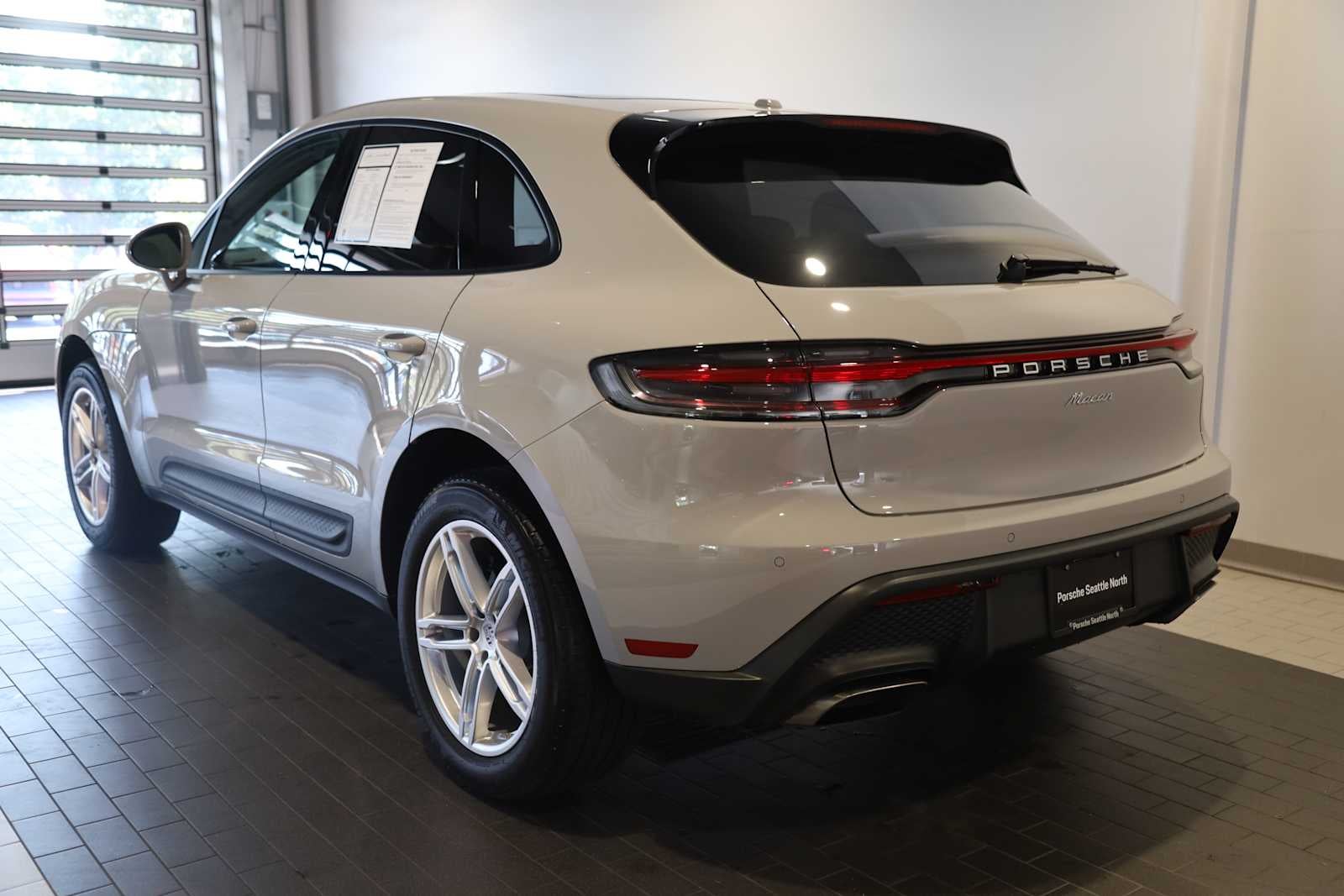 2026 Porsche Macan Macan