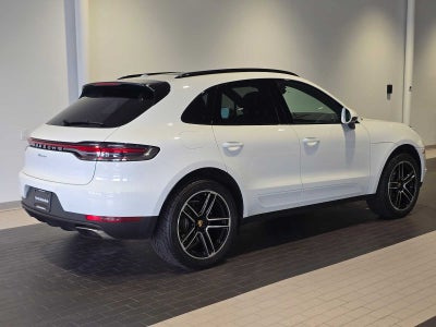 2021 Porsche Macan Base