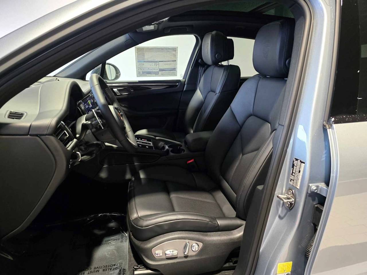 2026 Porsche Macan Macan T