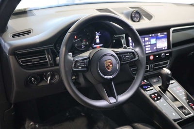 2025 Porsche Macan Macan