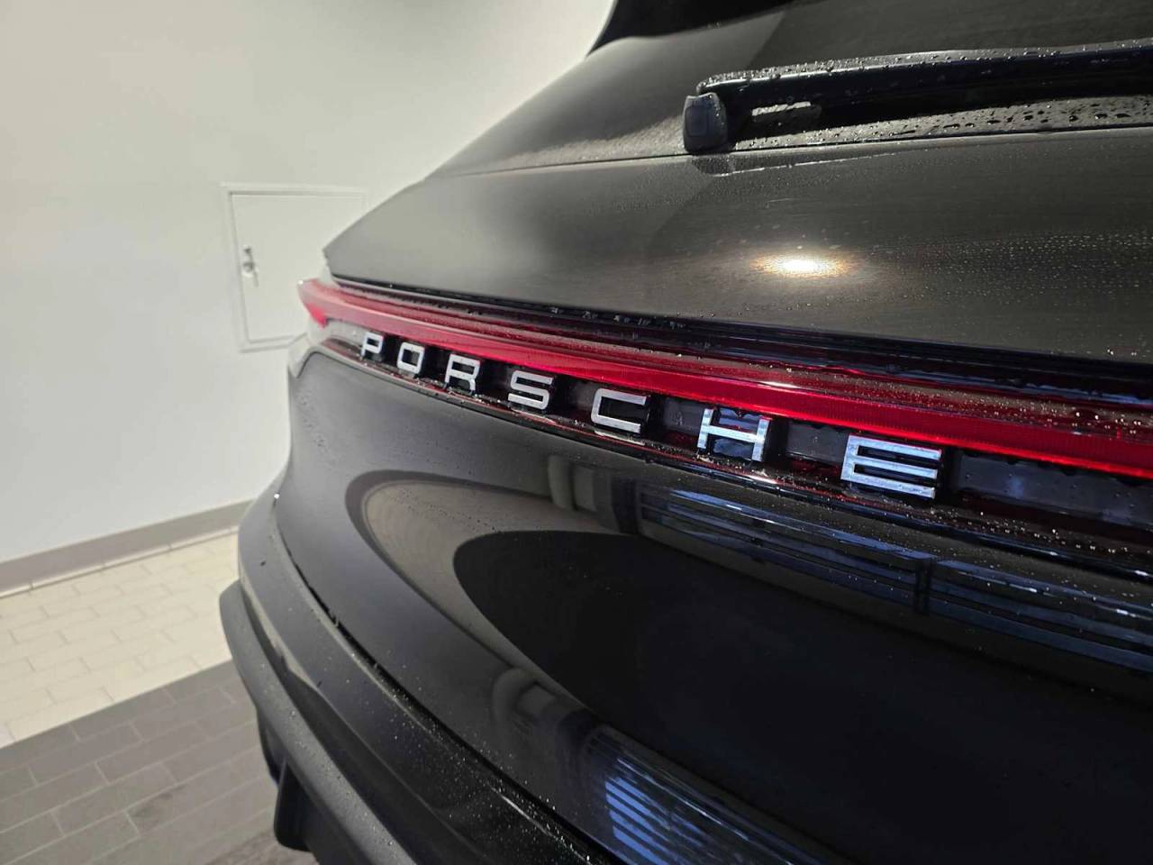 2026 Porsche Macan Macan