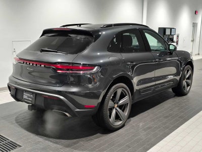 2025 Porsche Macan Base