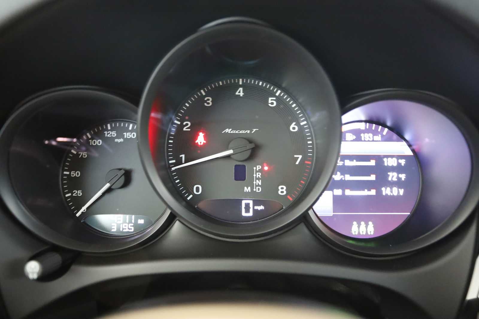 2025 Porsche Macan Macan T