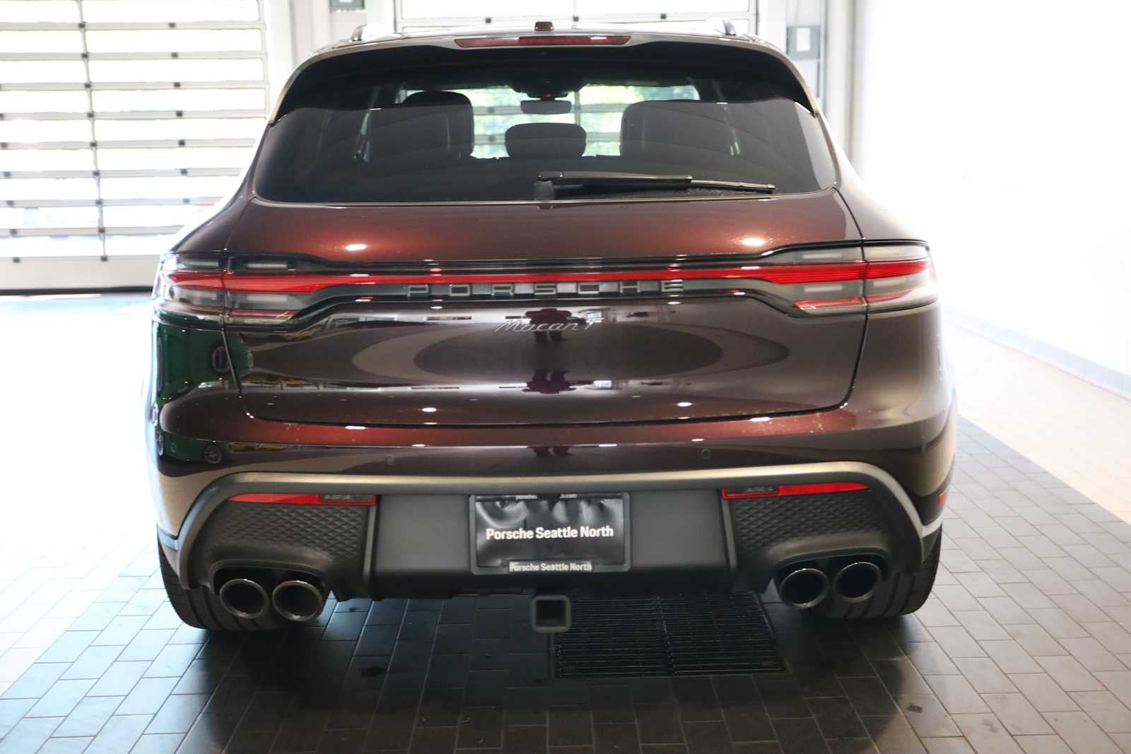 2025 Porsche Macan Macan T