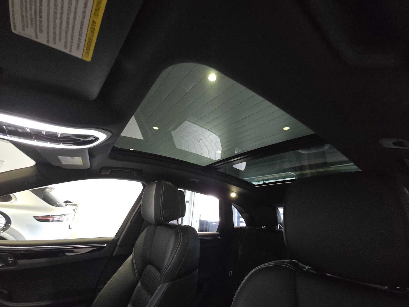 2025 Porsche Macan T
