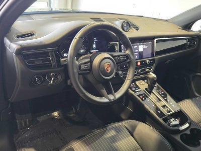 2025 Porsche Macan T