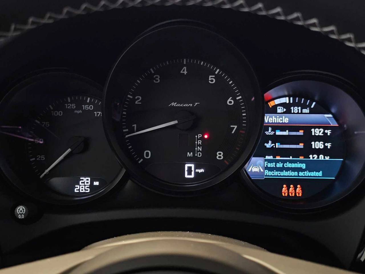 2025 Porsche Macan T