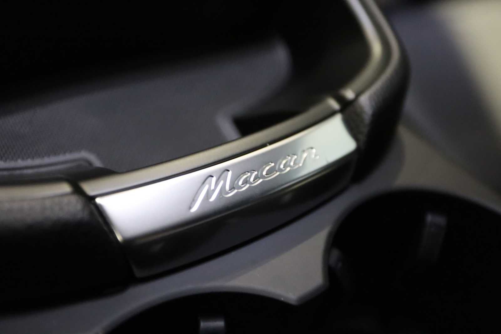 2025 Porsche Macan Macan