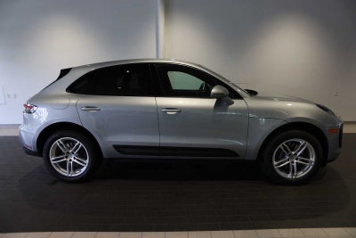 2025 Porsche Macan Macan