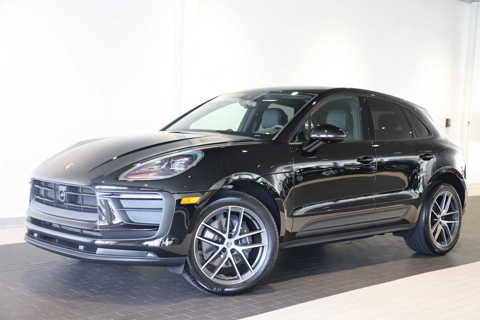 2025 Porsche Macan Macan
