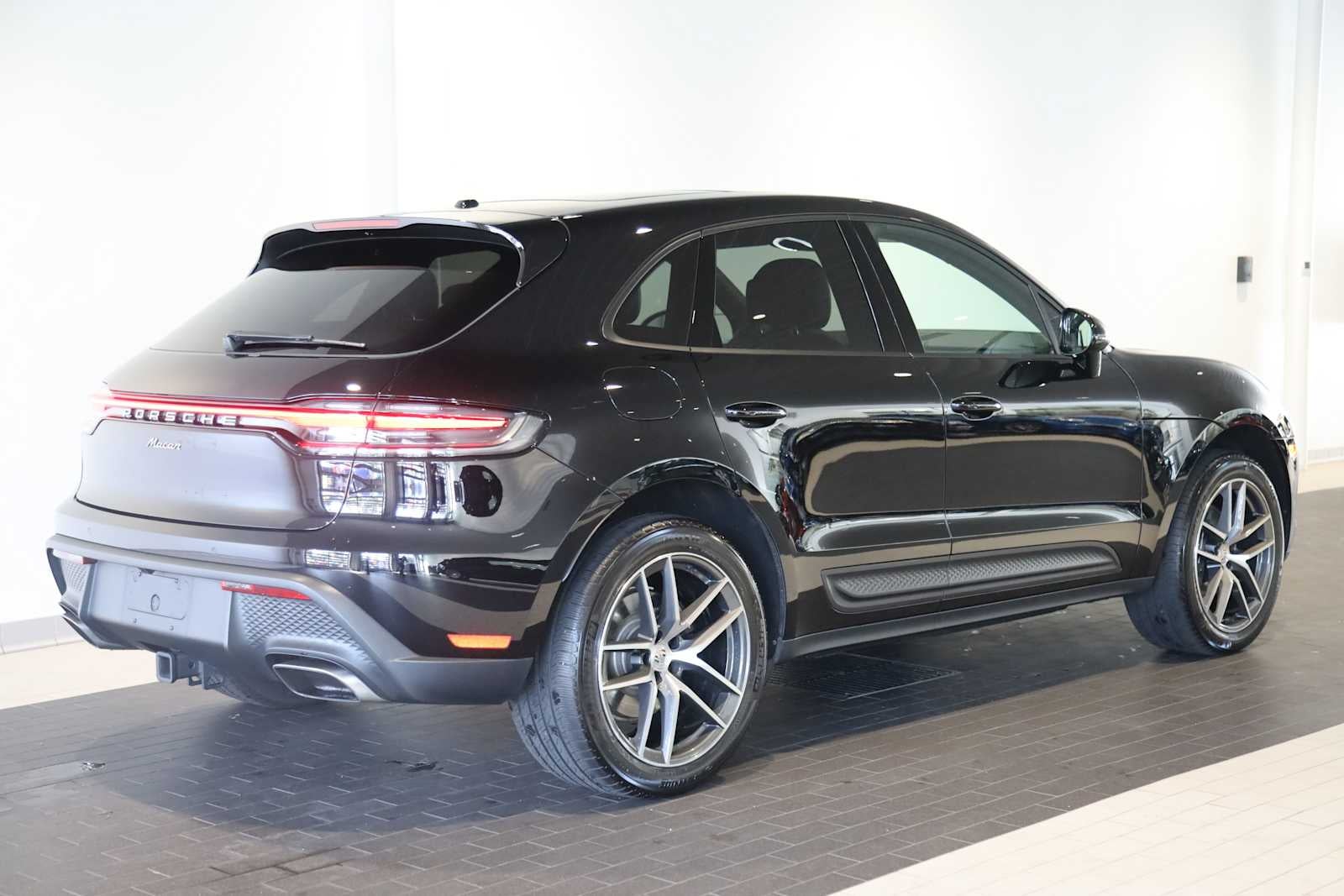2025 Porsche Macan Macan