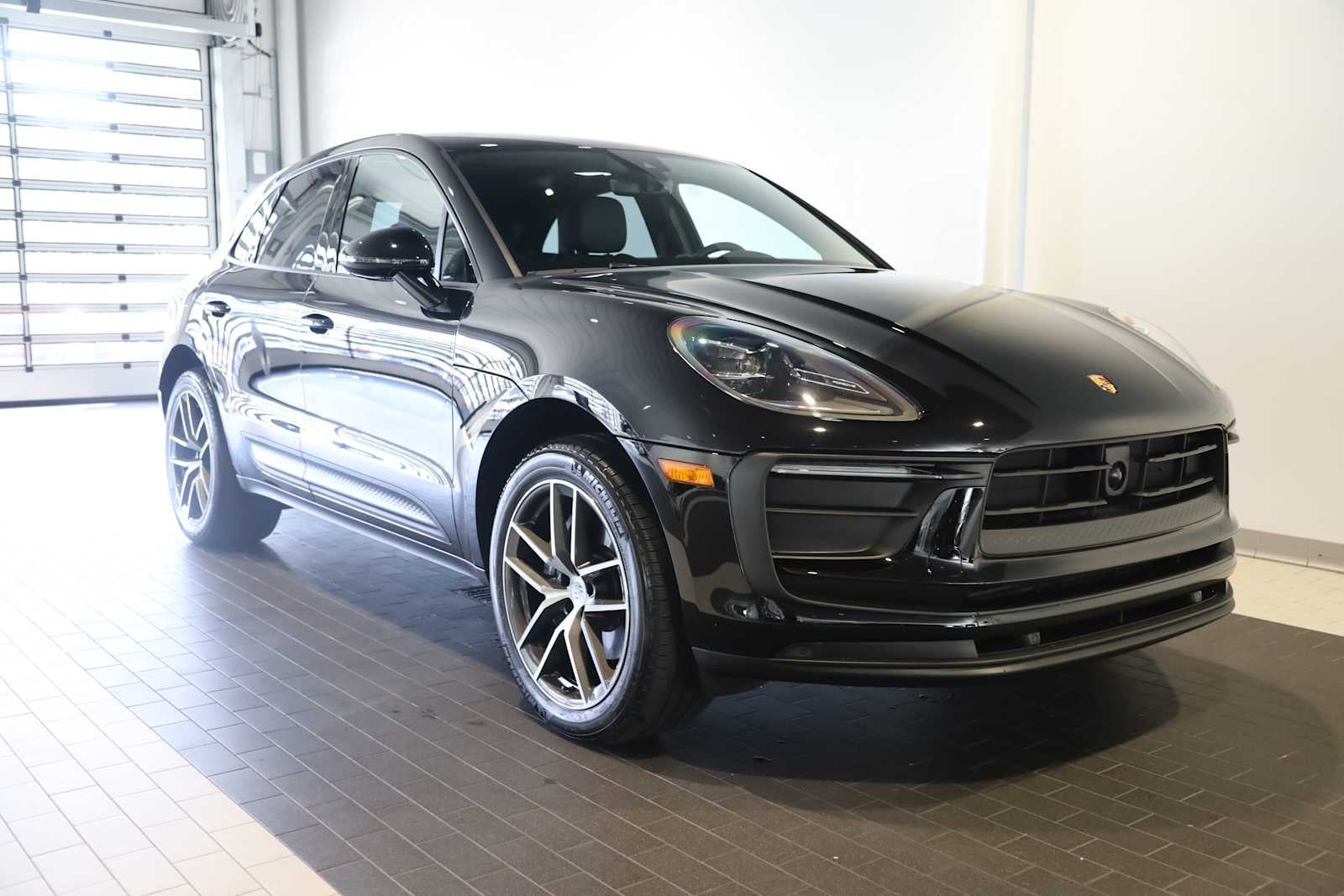 2025 Porsche Macan Macan