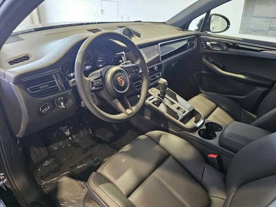 2025 Porsche Macan Macan
