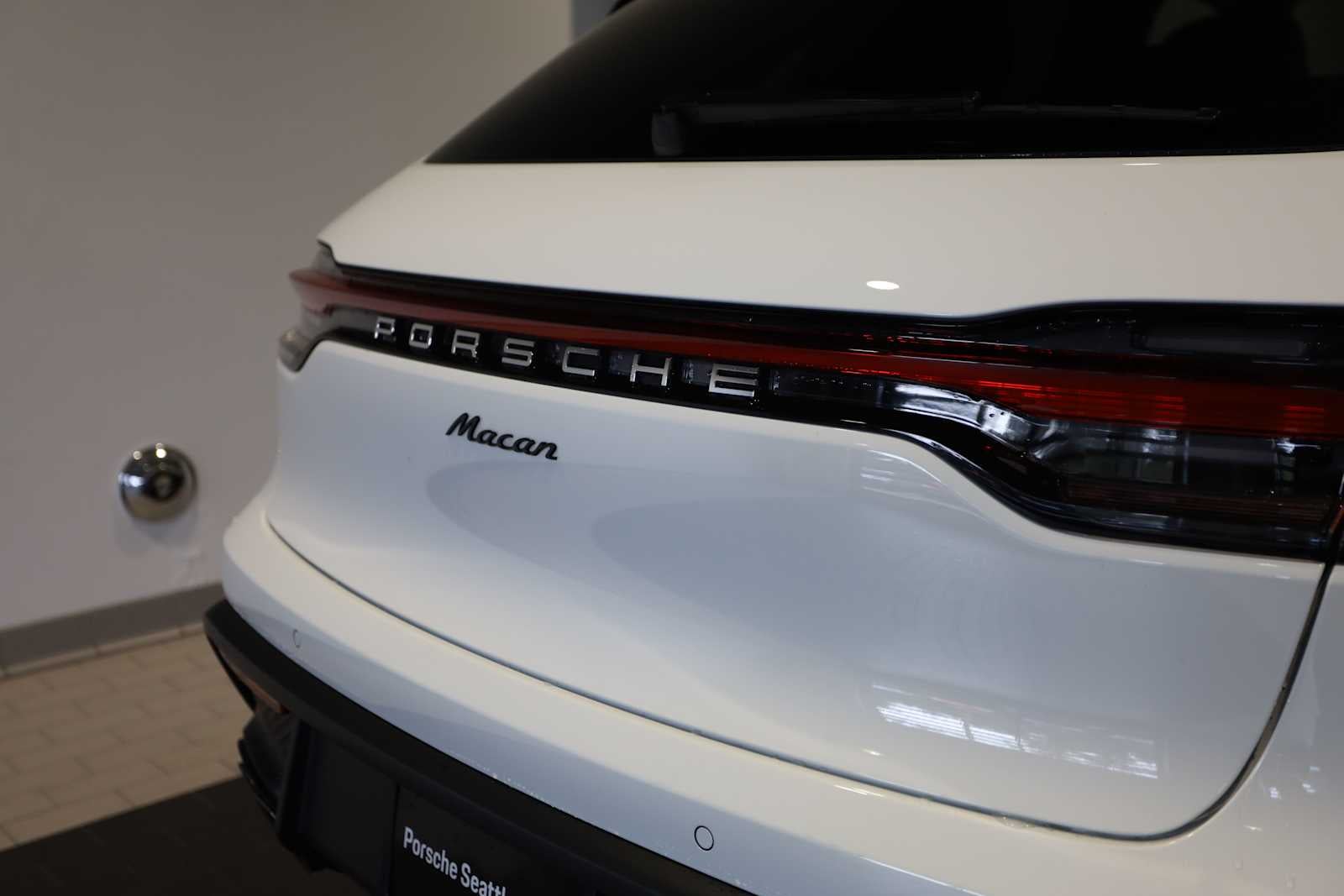 2026 Porsche Macan Macan