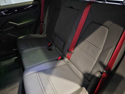 2023 Porsche Cayenne Base