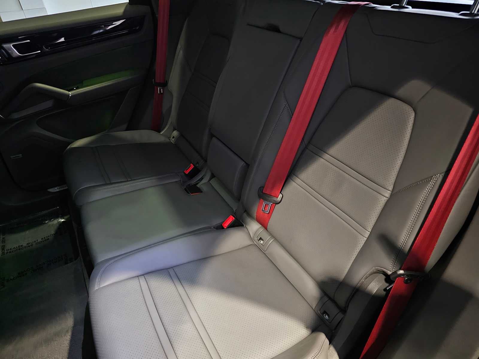 2023 Porsche Cayenne Base