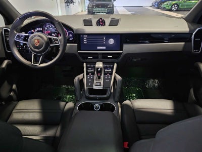 2023 Porsche Cayenne Base