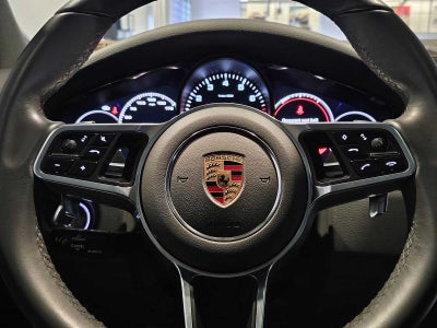 2023 Porsche Cayenne Base