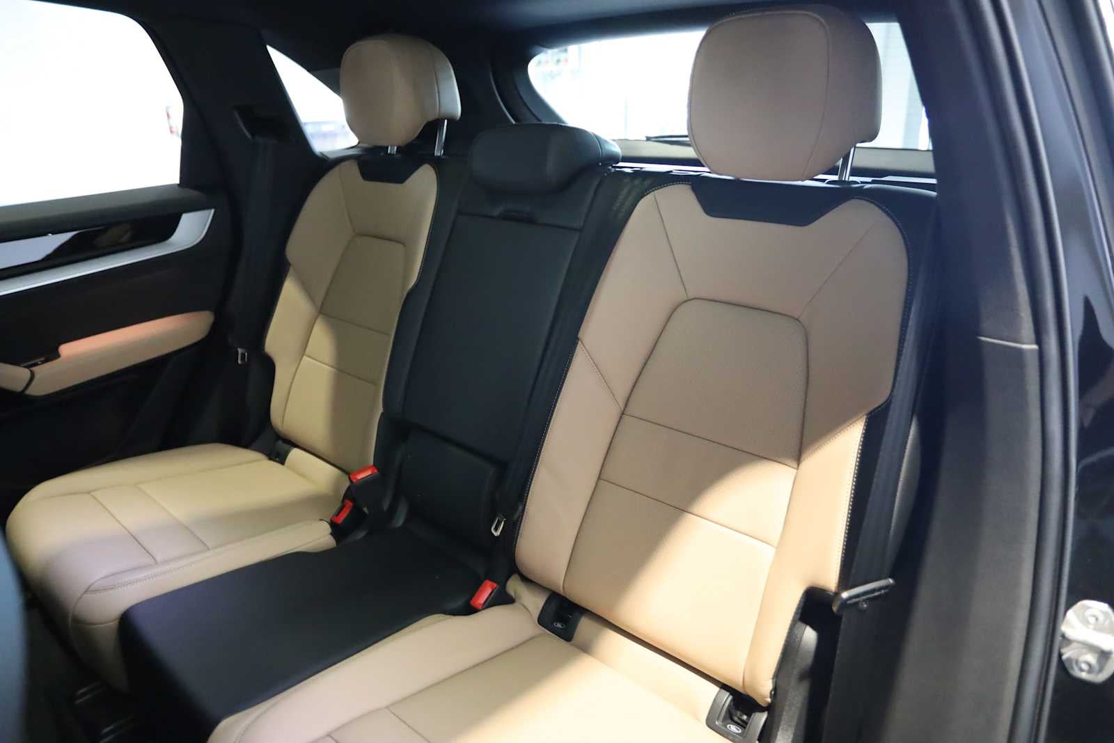 2025 Porsche Cayenne Cayenne