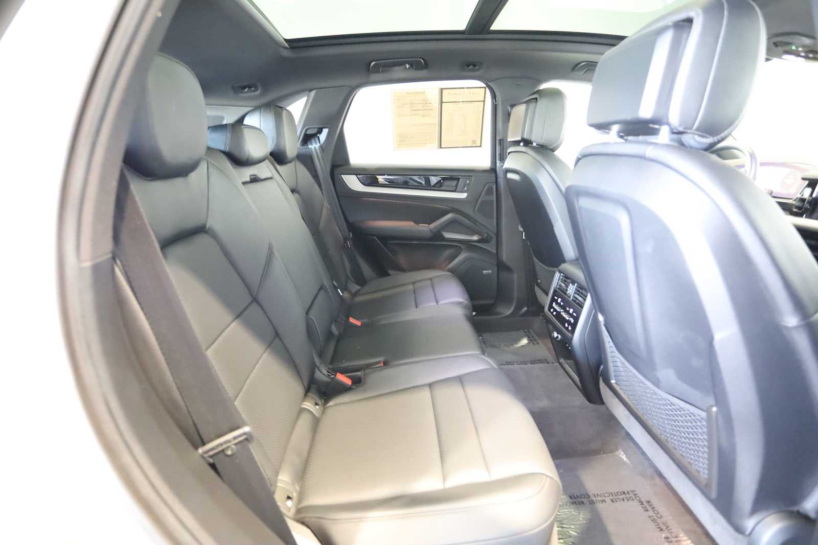 2025 Porsche Cayenne Cayenne