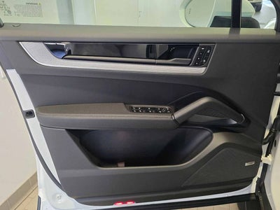2025 Porsche Cayenne Cayenne