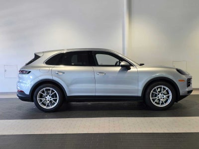 2024 Porsche Cayenne Base